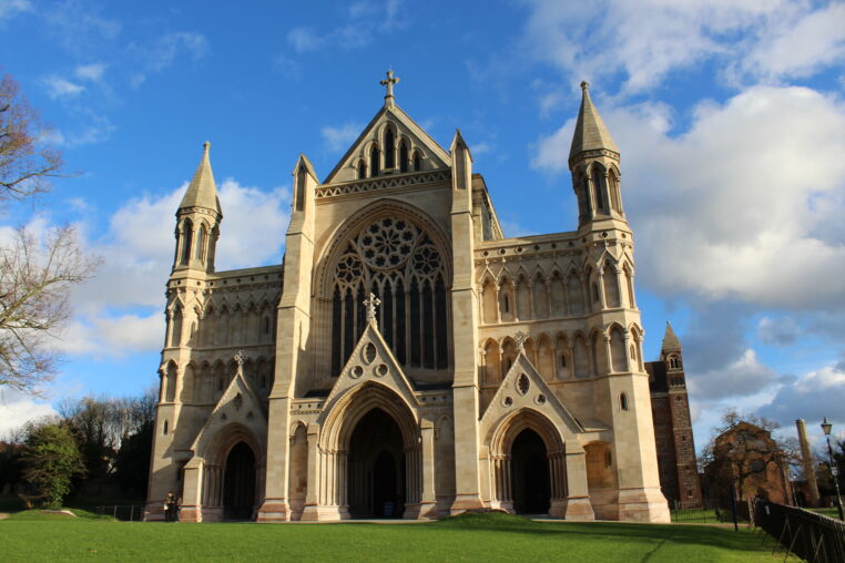Latin and Greek Summer Schools at St Albans Cathedral